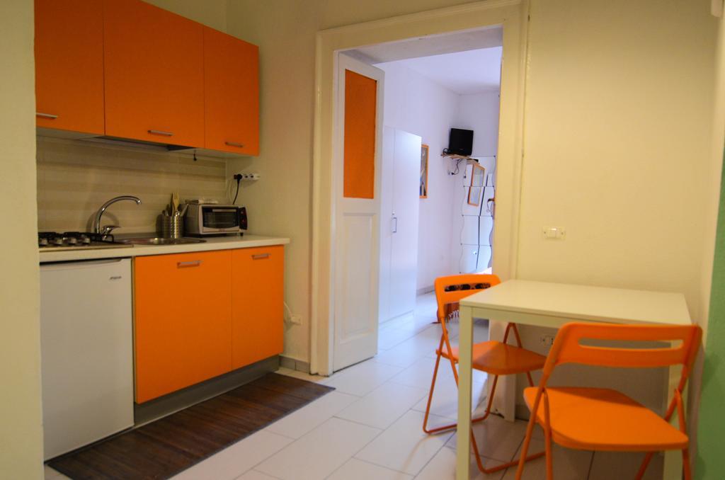 Shine Apartment Neapel Zimmer foto