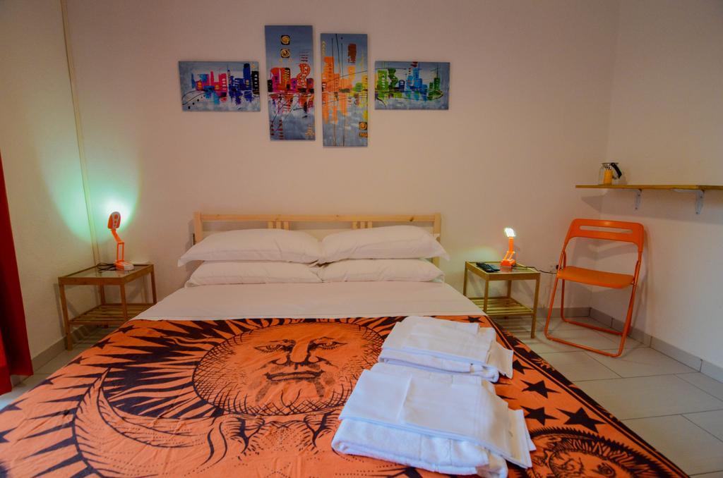 Shine Apartment Neapel Zimmer foto
